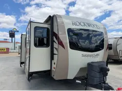 2018 Forest River Rockwood Signature 8324BS-W