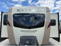 2018 Forest River Rockwood Signature 8324BS-W