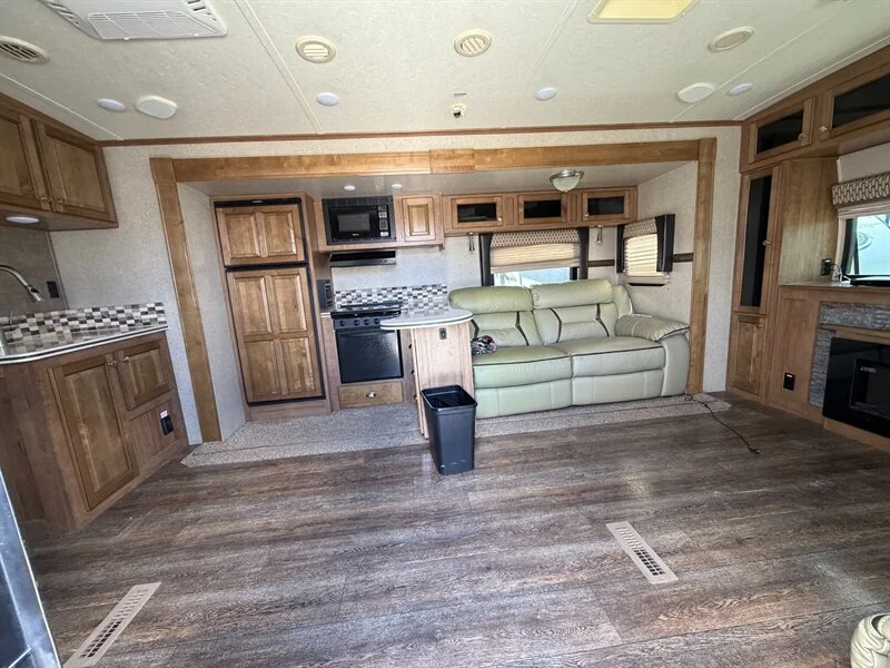 2018 Forest River Rockwood Signature 8324BS-W