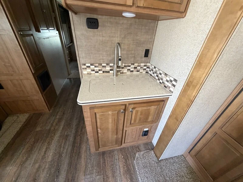 2018 Forest River Rockwood Signature 8324BS-W