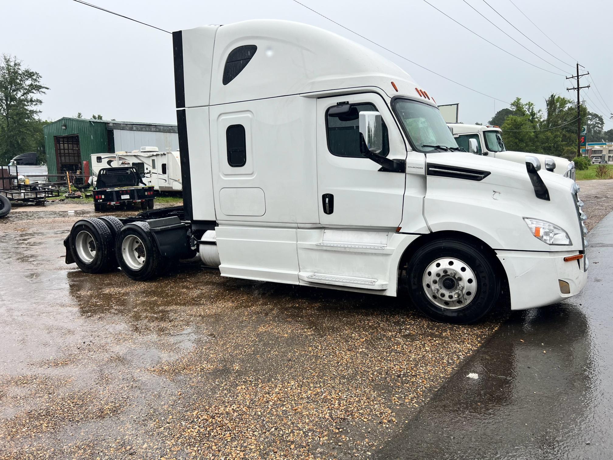 2019 FREIGHTLINER CASCADIA 126 in Baton Rouge, LA