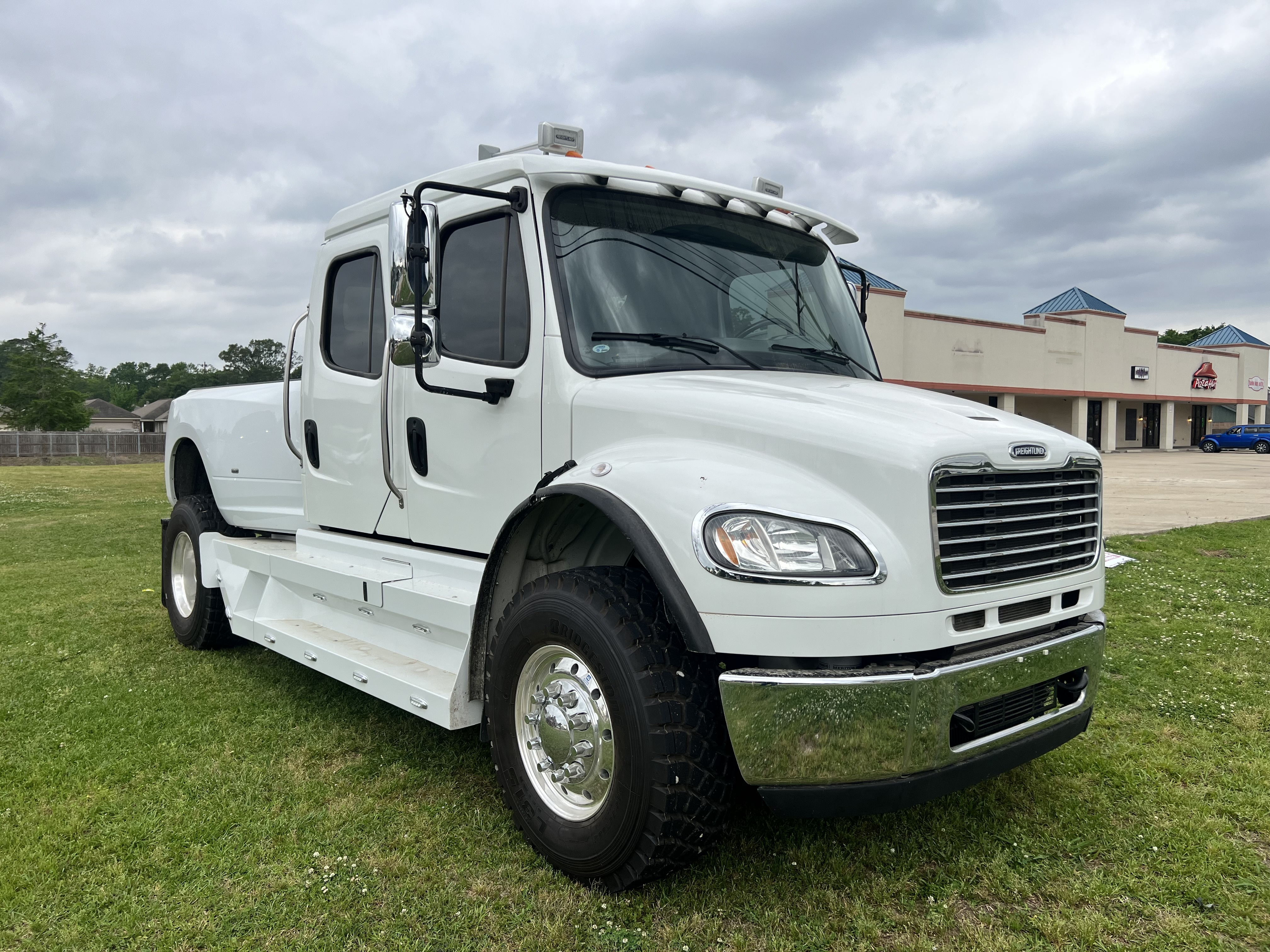 2014 FREIGHTLINER BUSINESS CLASS M2 106 in Baton Rouge, LA