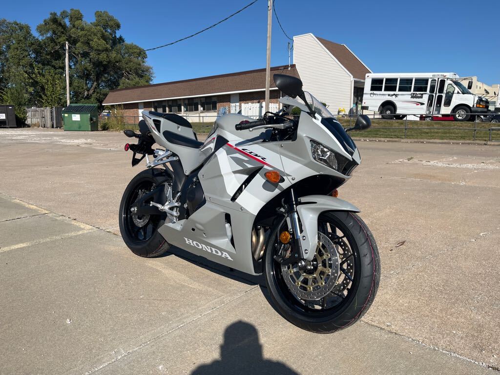2026 Honda CBR 600RR NON-ABS ABS in Shawnee, KS