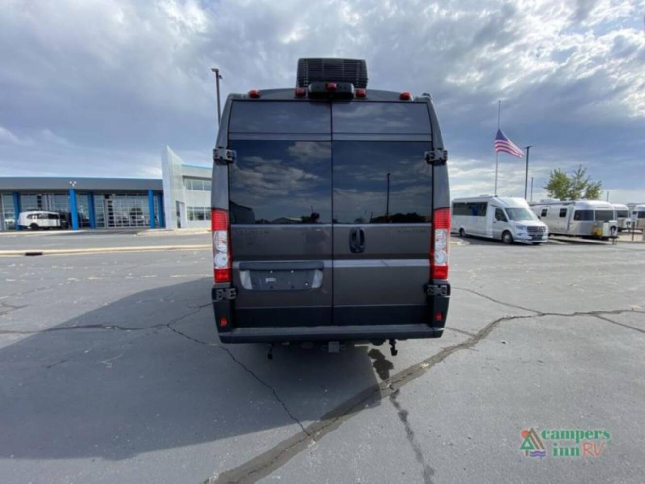 A photo of this 2026 Airstream Rangeline RGN