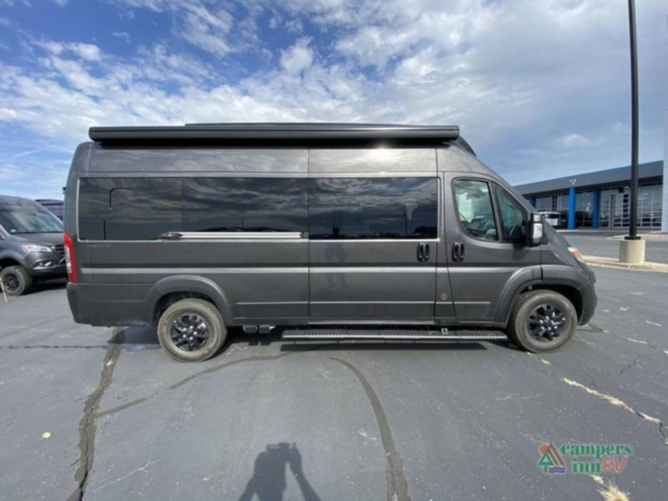 A photo of this 2026 Airstream Rangeline RGN