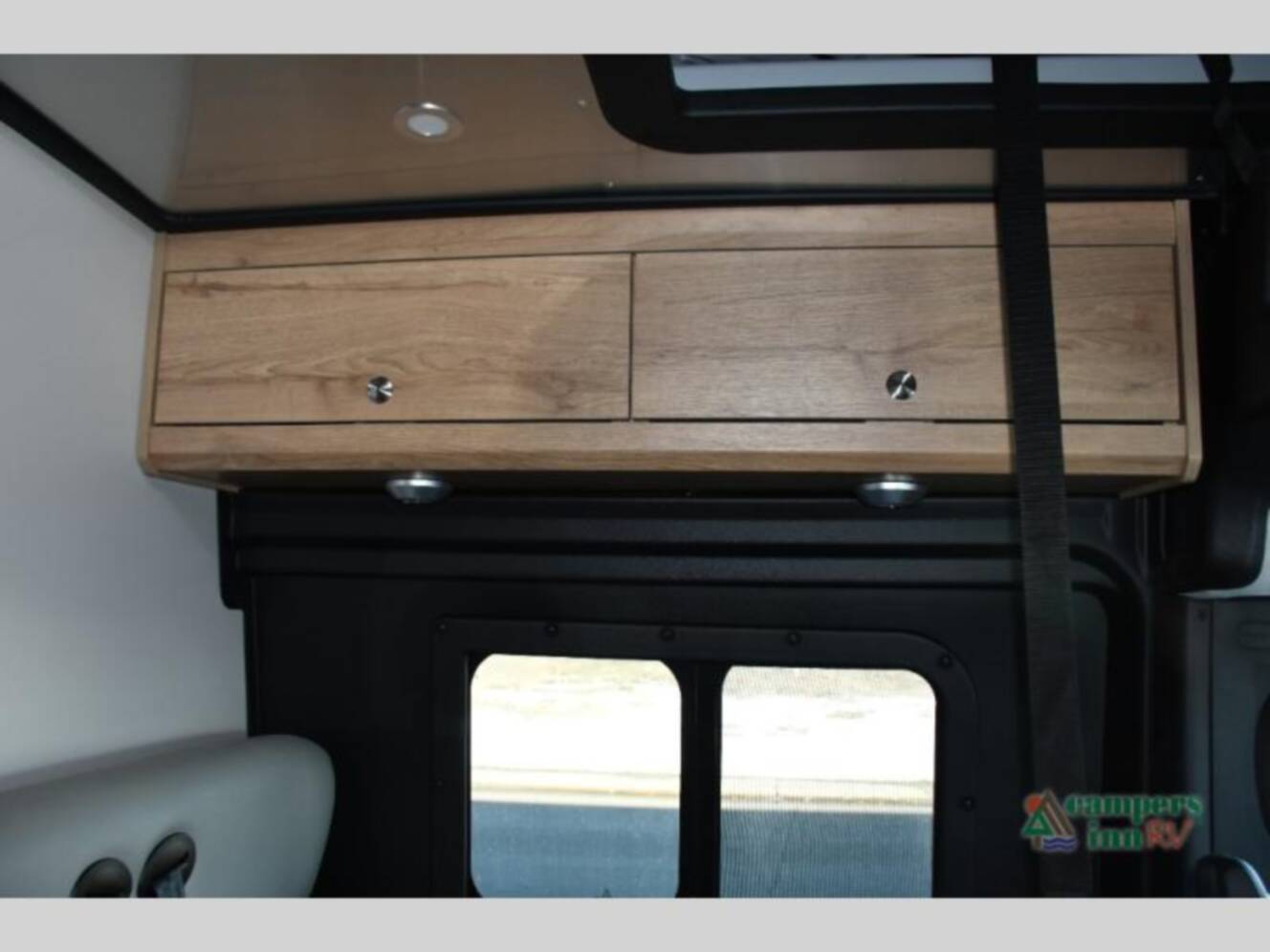 A photo of this 2026 Airstream Rangeline RGN