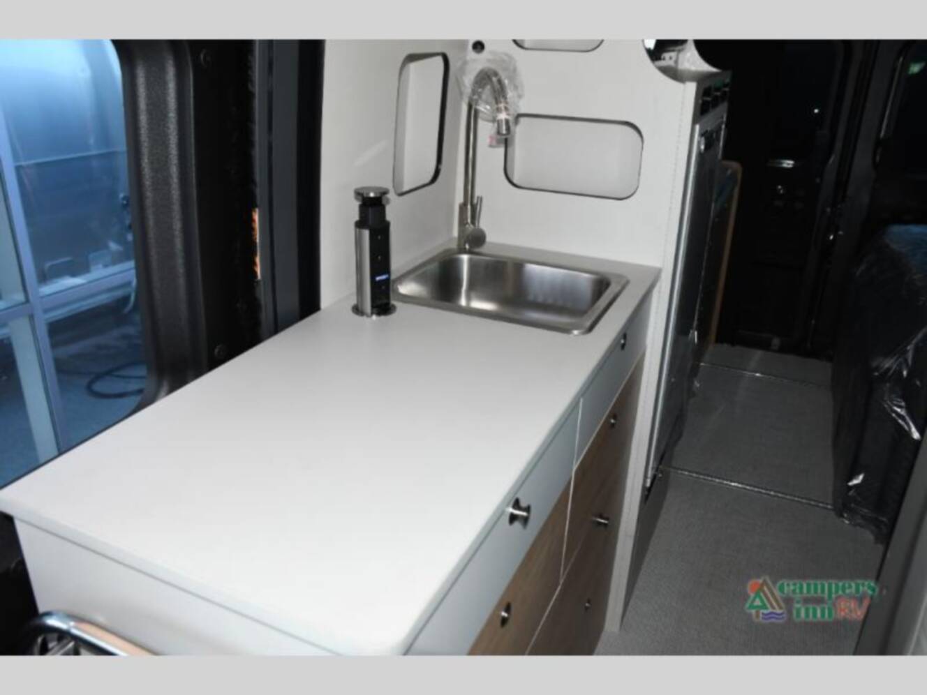 A photo of this 2026 Airstream Rangeline RGN