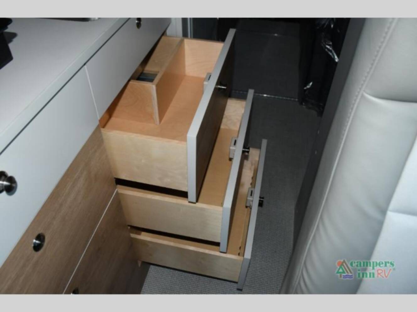 A photo of this 2026 Airstream Rangeline RGN