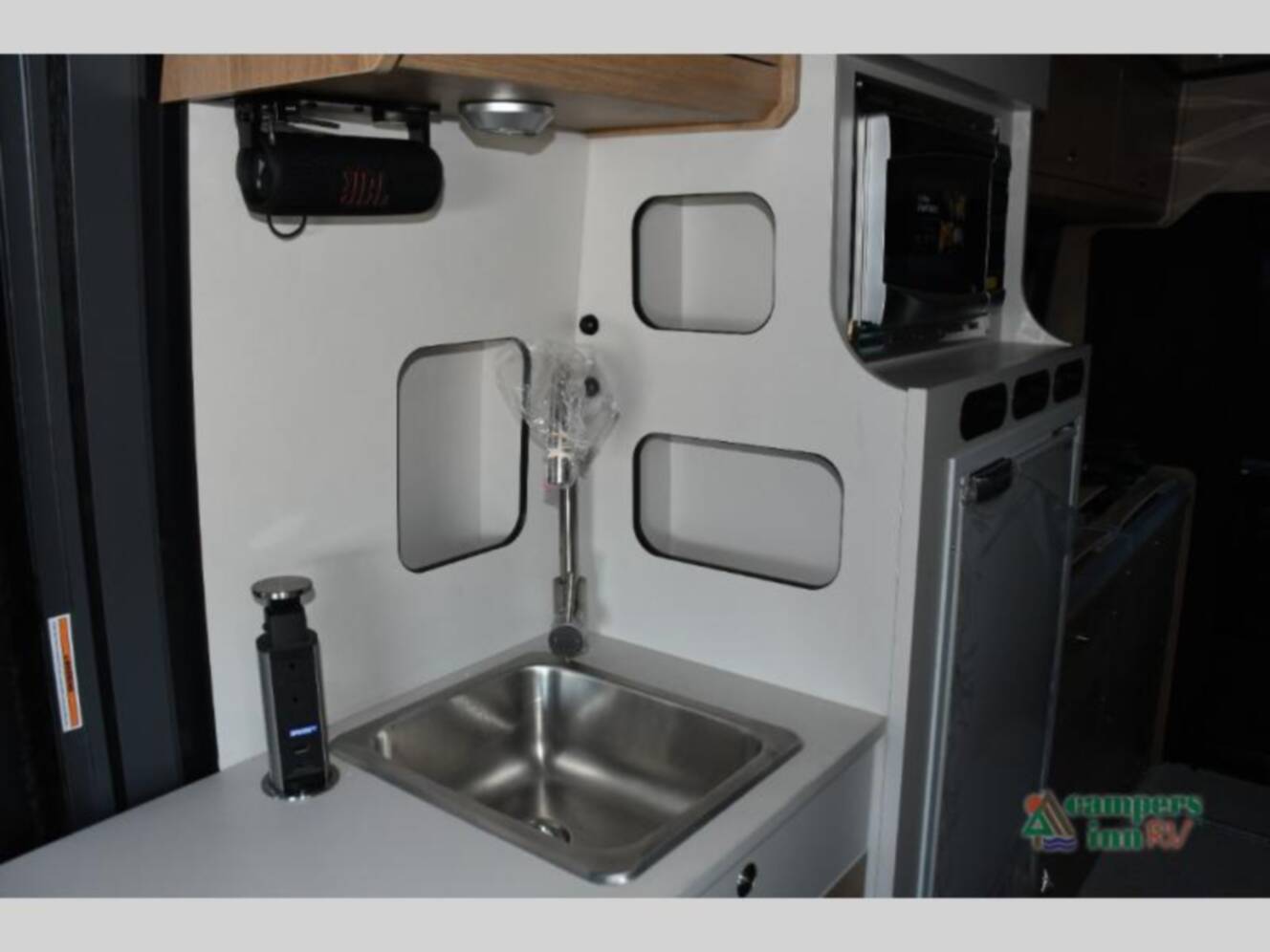 A photo of this 2026 Airstream Rangeline RGN