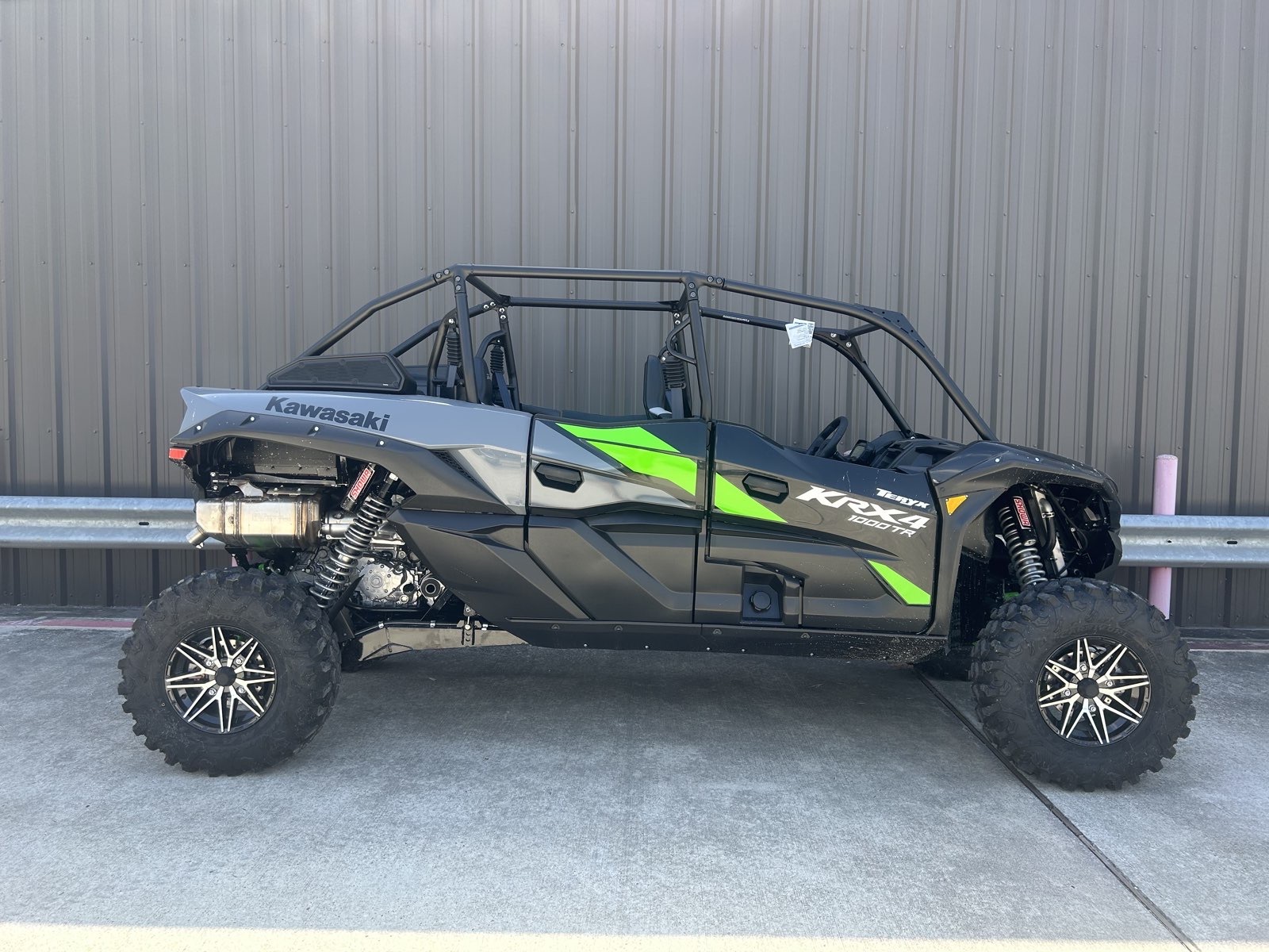 【kiri様】専用・4点同時購入特割特価(2/2)≪③緑360g④緑360g≫ Green Kawasaki Teryx Krx 1000 Four Wheelers For Sale - ATV Trader