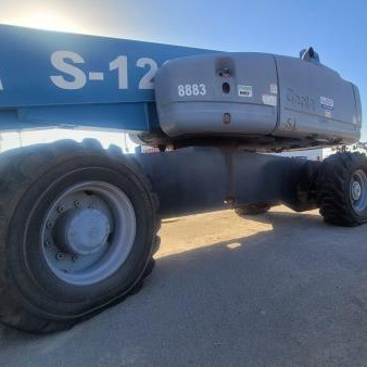 2005 GENIE S120 in Houston, TX