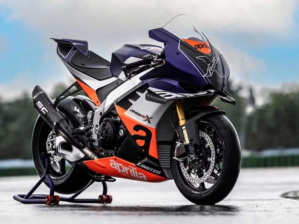 2023 Aprilia RSV4 XTRENTA 1100 in Zionsville, IN