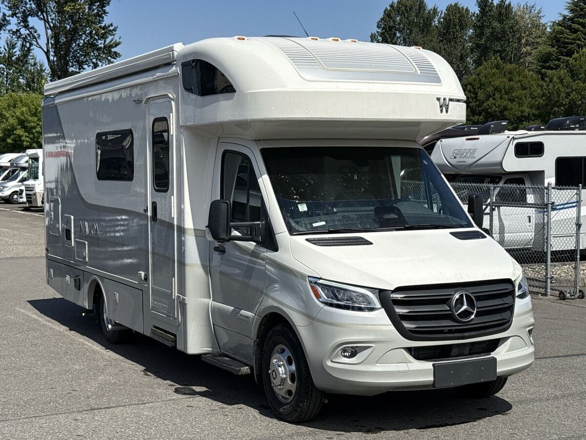2027 Winnebago Navion 24D *Premium Pkg *4.0Kw Gen *U Shape Dinette in fife WA