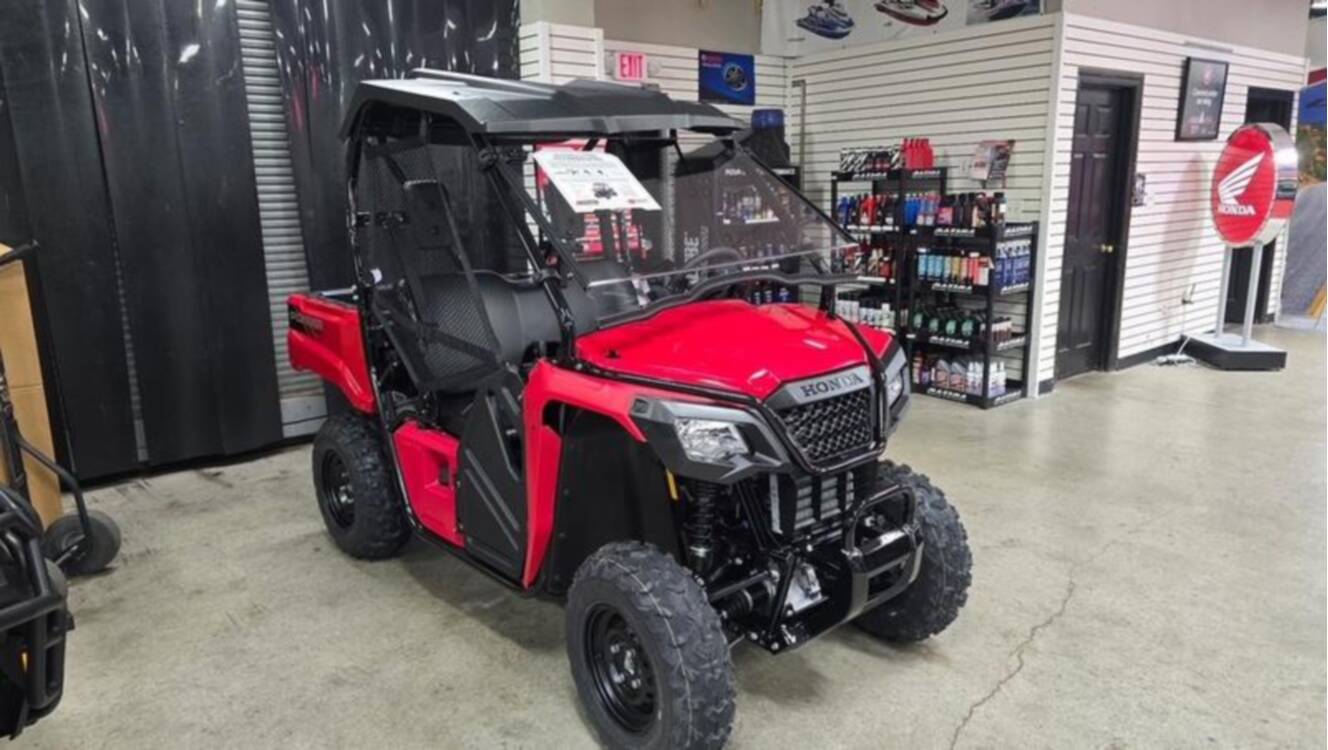 A photo of this 2026 Honda Pioneer 520