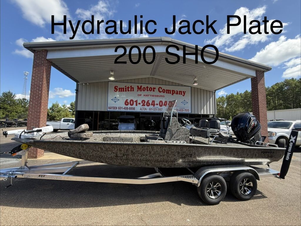2027 Xpress H22B W/ YAMAHA F150LB in hattiesburg MS