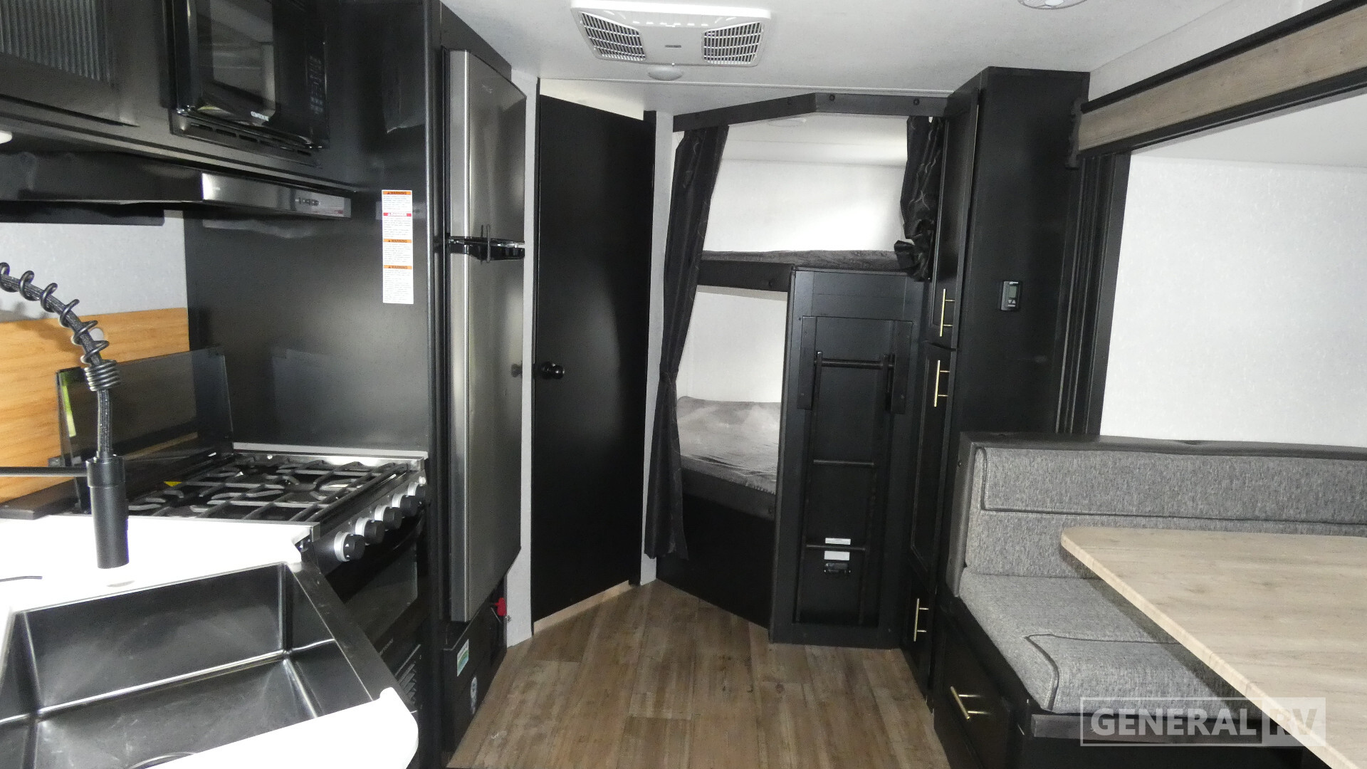 2022 Forest River CHEROKEE GREY WOLF 23DBH in mt clemens MI