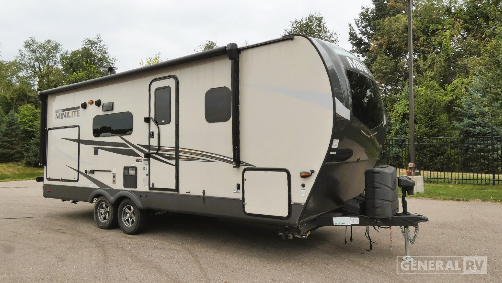 2022 Forest River ROCKWOOD MINI LITE 2513S in clarkston MI