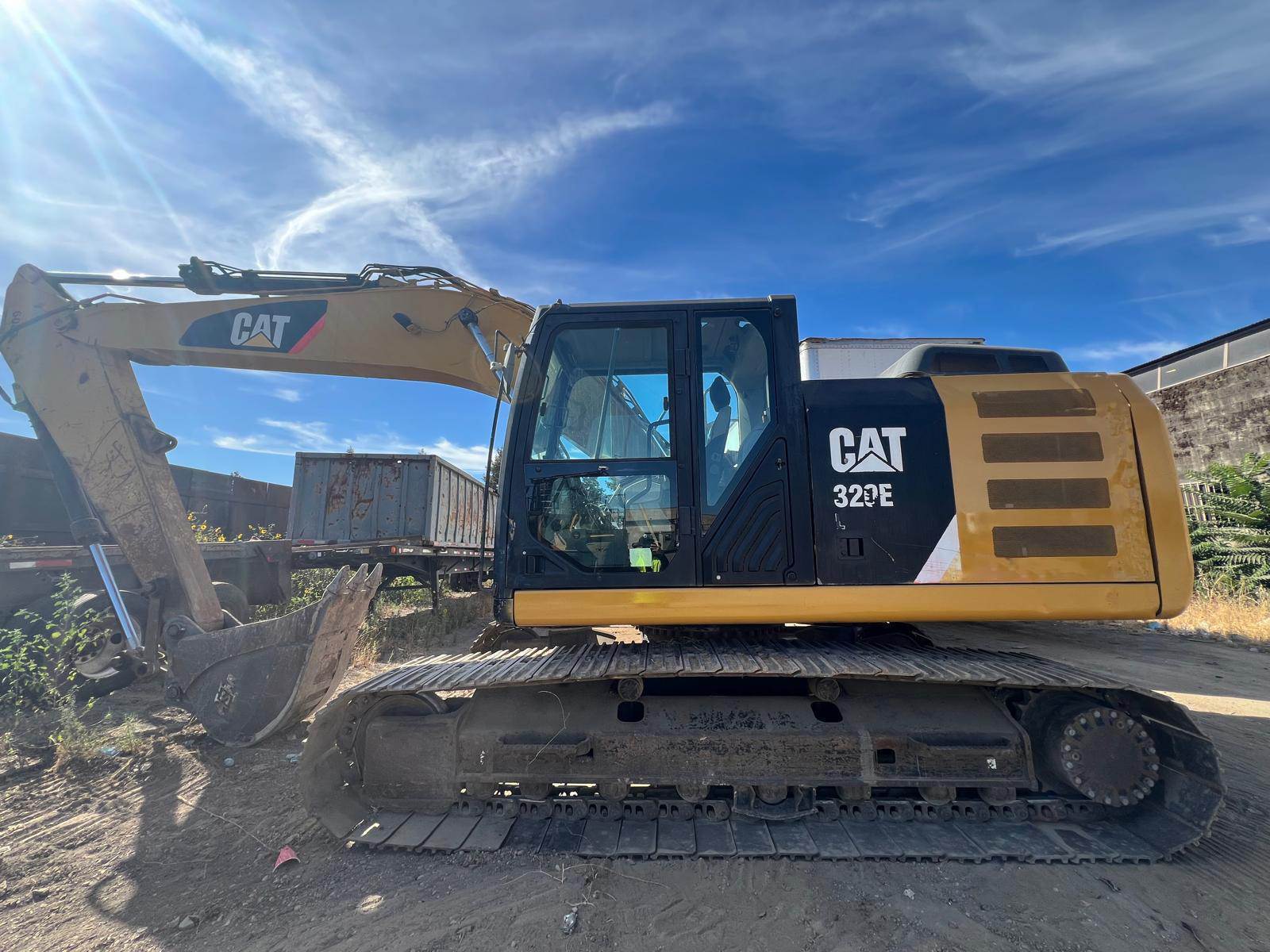 2012 Caterpillar 320EL in Sacramento, CA