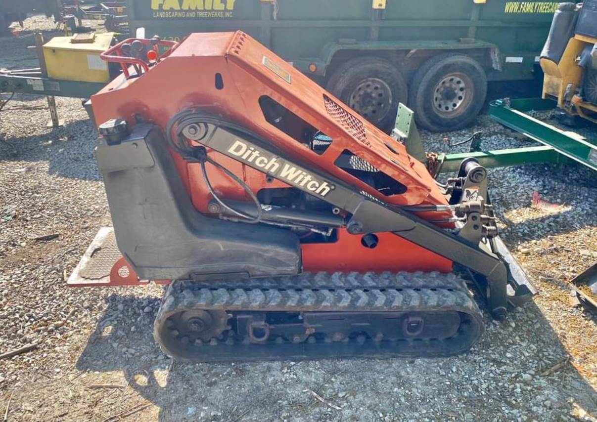 2007 Ditch Witch SK650 in Wayne, MI