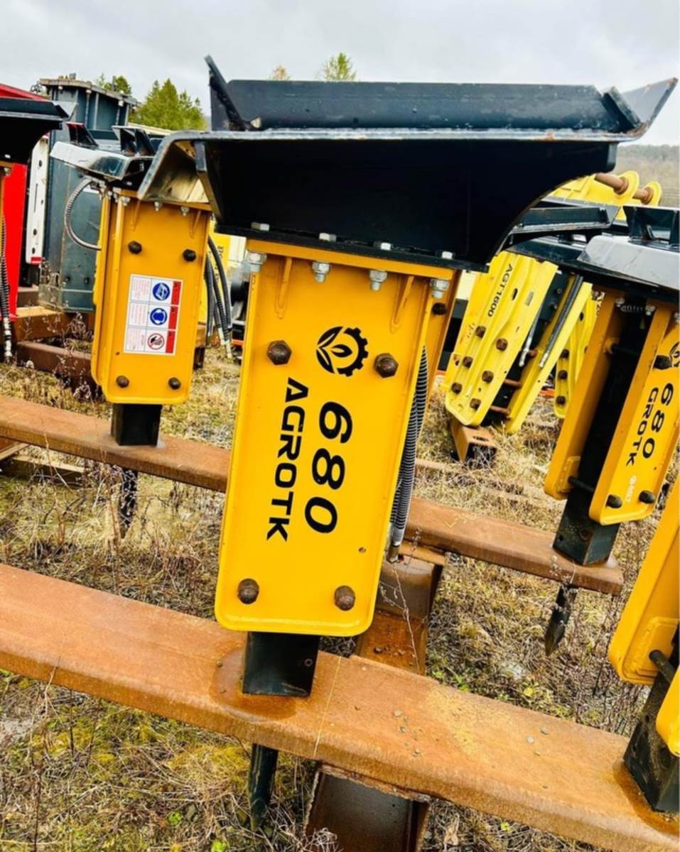 2022 AGROTK 680 in Wayne, MI