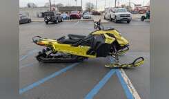 2025 Ski-Doo Freeride 850 E-TEC Snowmobile snowmobile