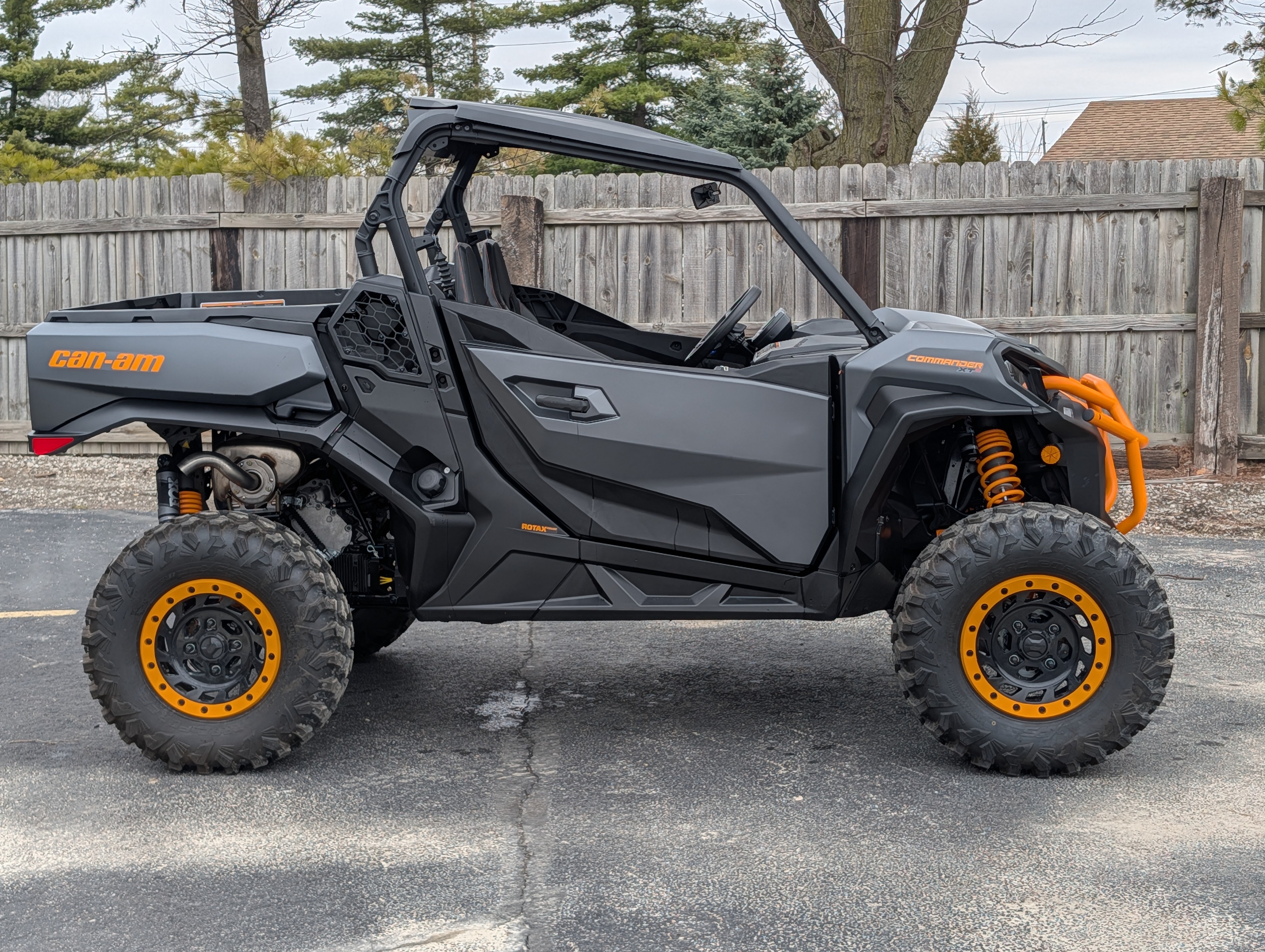 2026 Can-Am Commander 1000R XT-P Recreation / Sport ATV