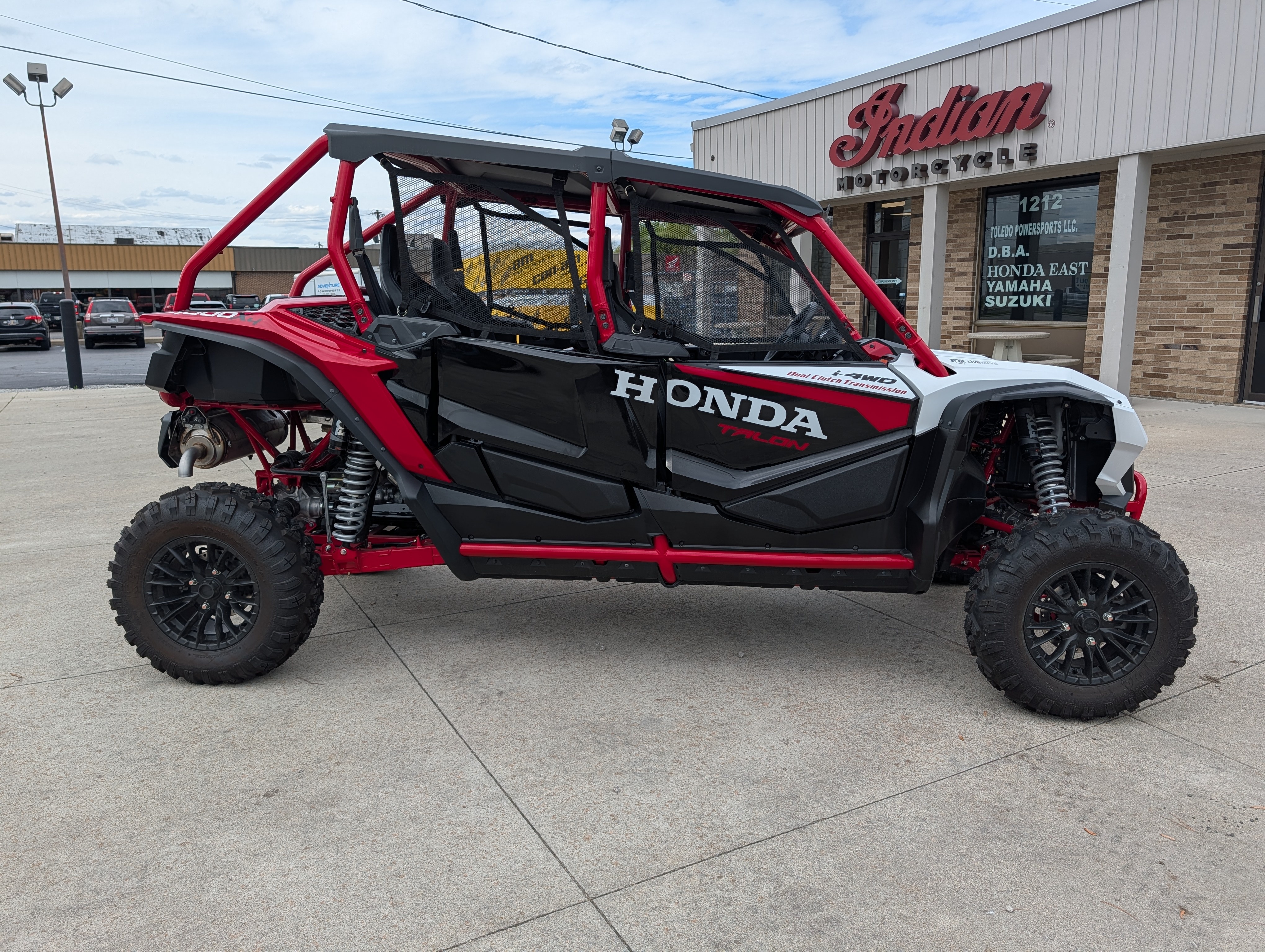 2025 Honda Talon 1000R 4 FOX Live Valve 1000R FOX LIVE VALVE in maumee OH