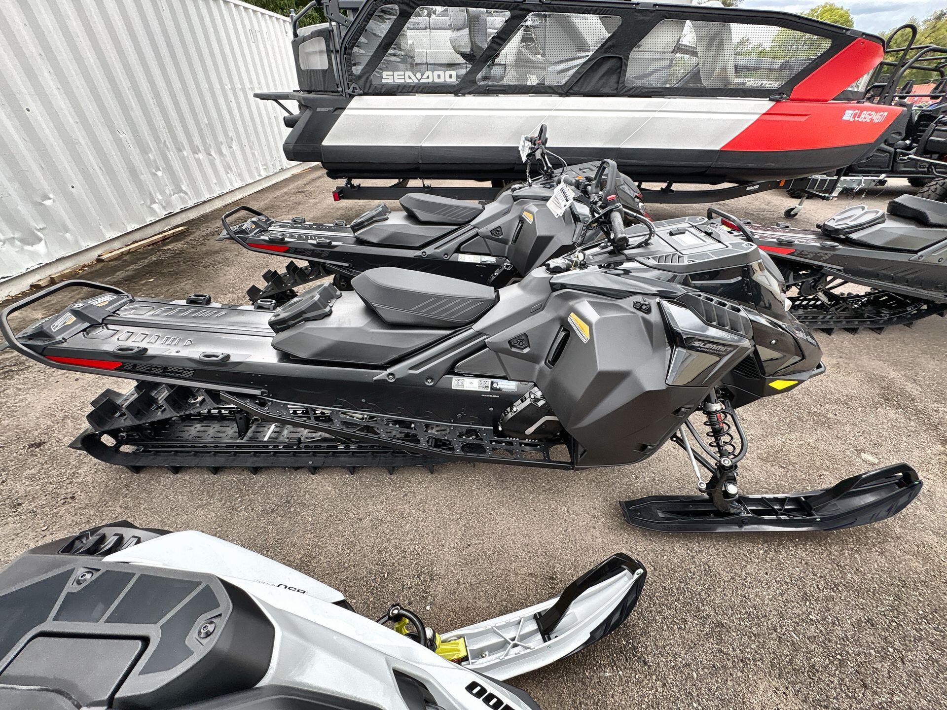 2025 Ski-Doo SUMMIT EDGE 850 S BK HAC 165 3P4F 25 850 E-TEC 165 in lakewood CO