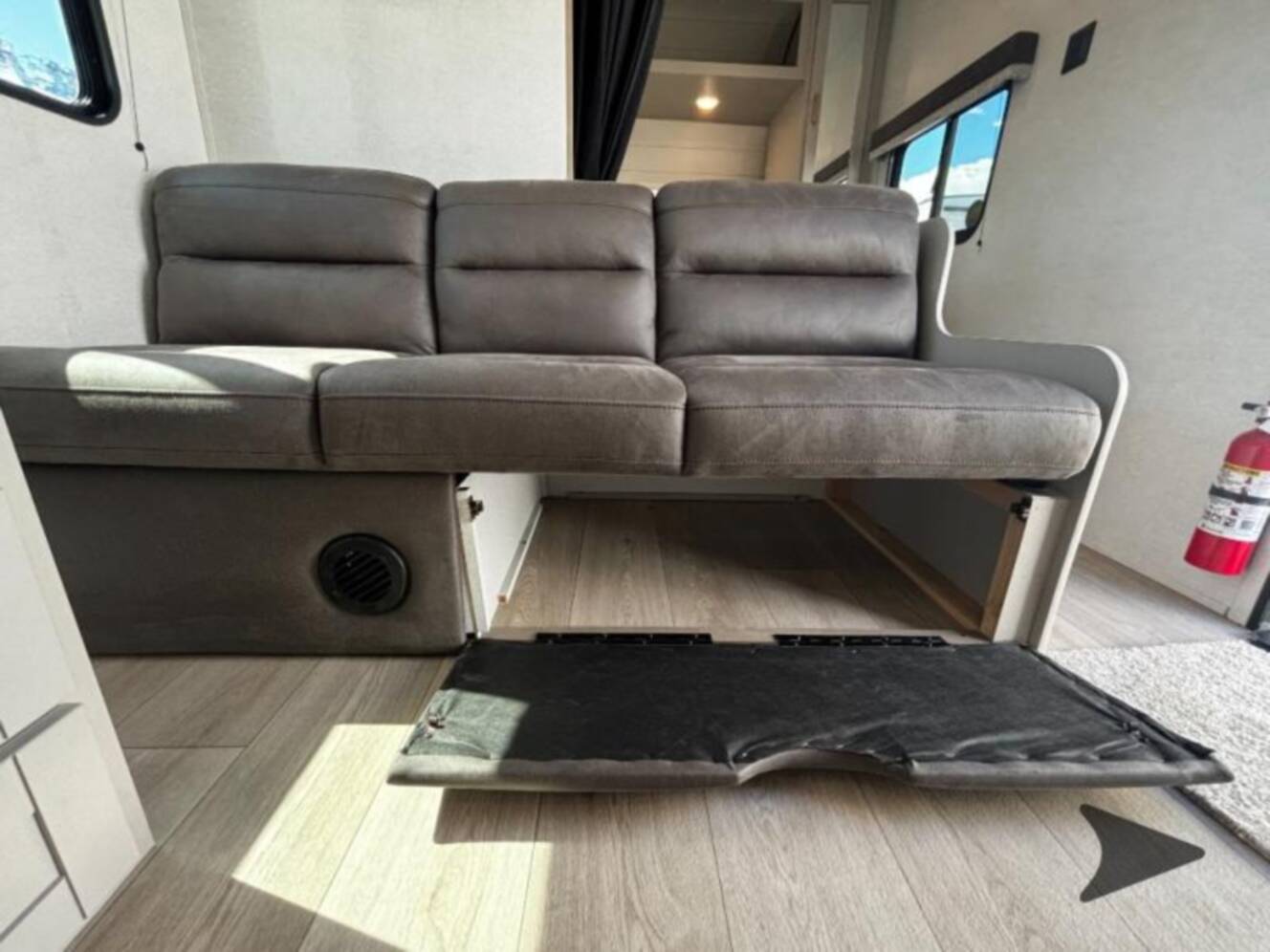 A photo of this 2027 Jayco Jay Flight SLX 260BHW BAJA