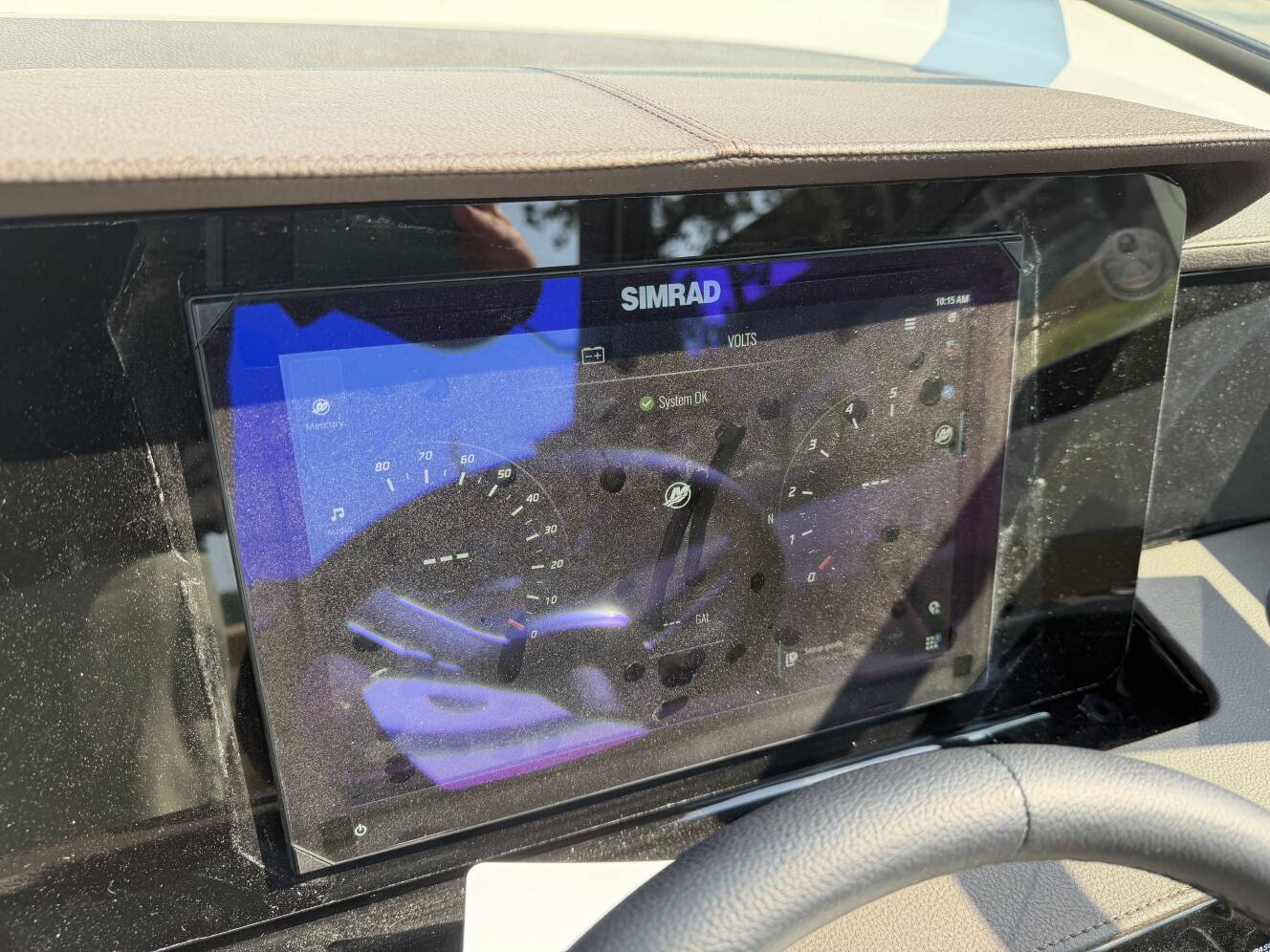 A photo of this 2026 Sea Ray SDX 290