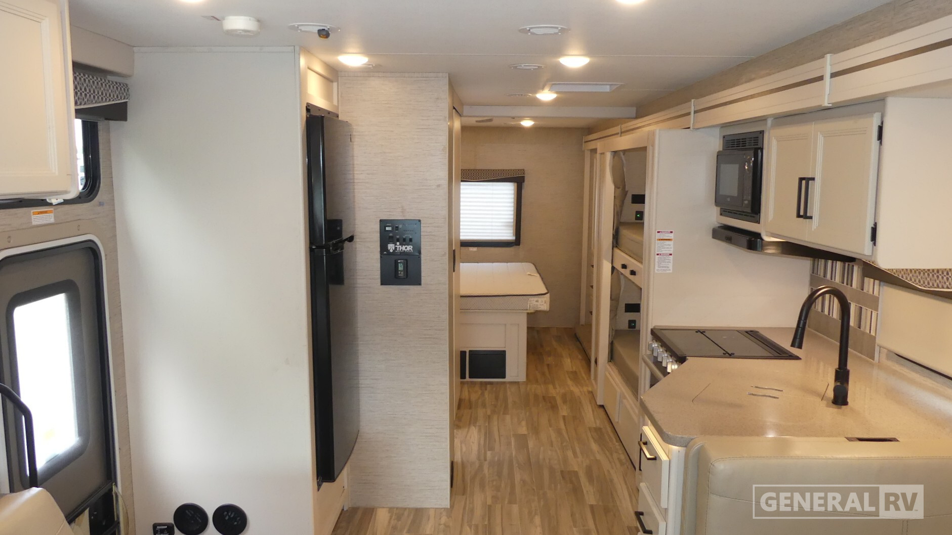2023 Thor Motor Coach ACE 32B in ashland VA