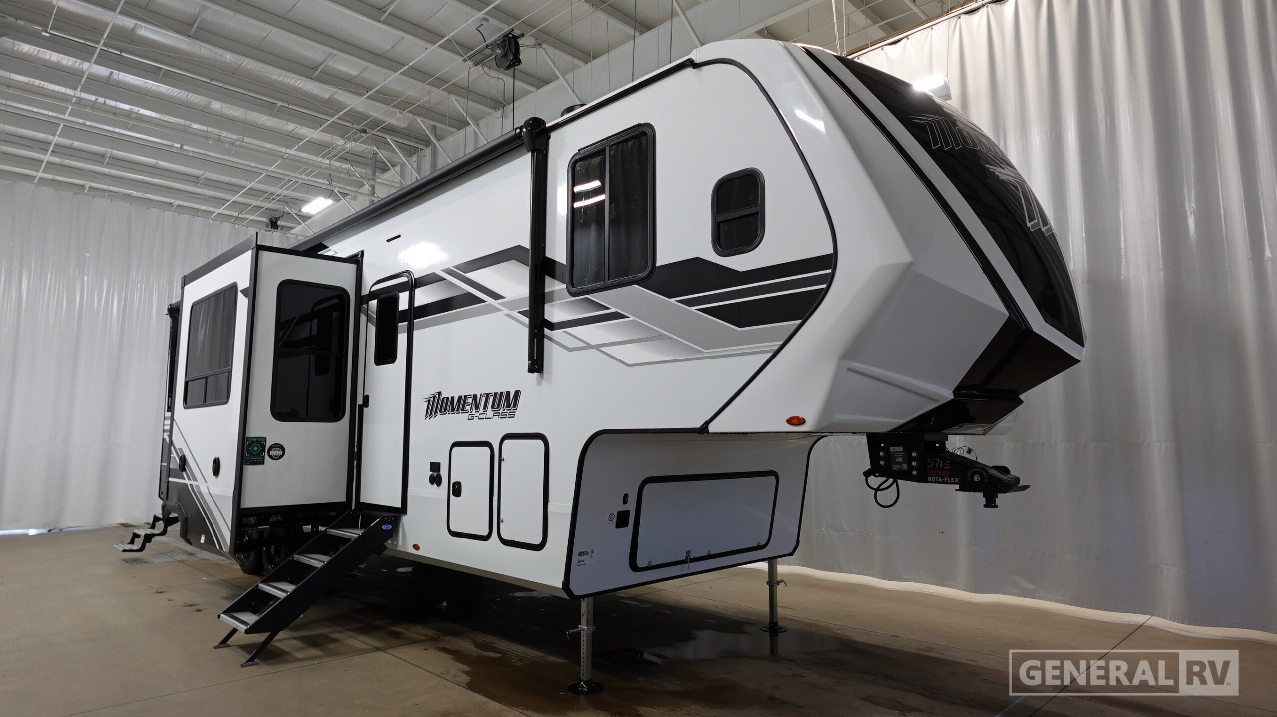 2026 Grand Design MOMENTUM G-CLASS 350G Fifth Wheel Toy Hauler RV