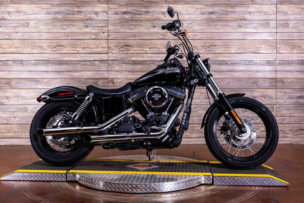 2016 Harley-Davidson FXDB - Dyna Street Bob DYNA in Alton, IL