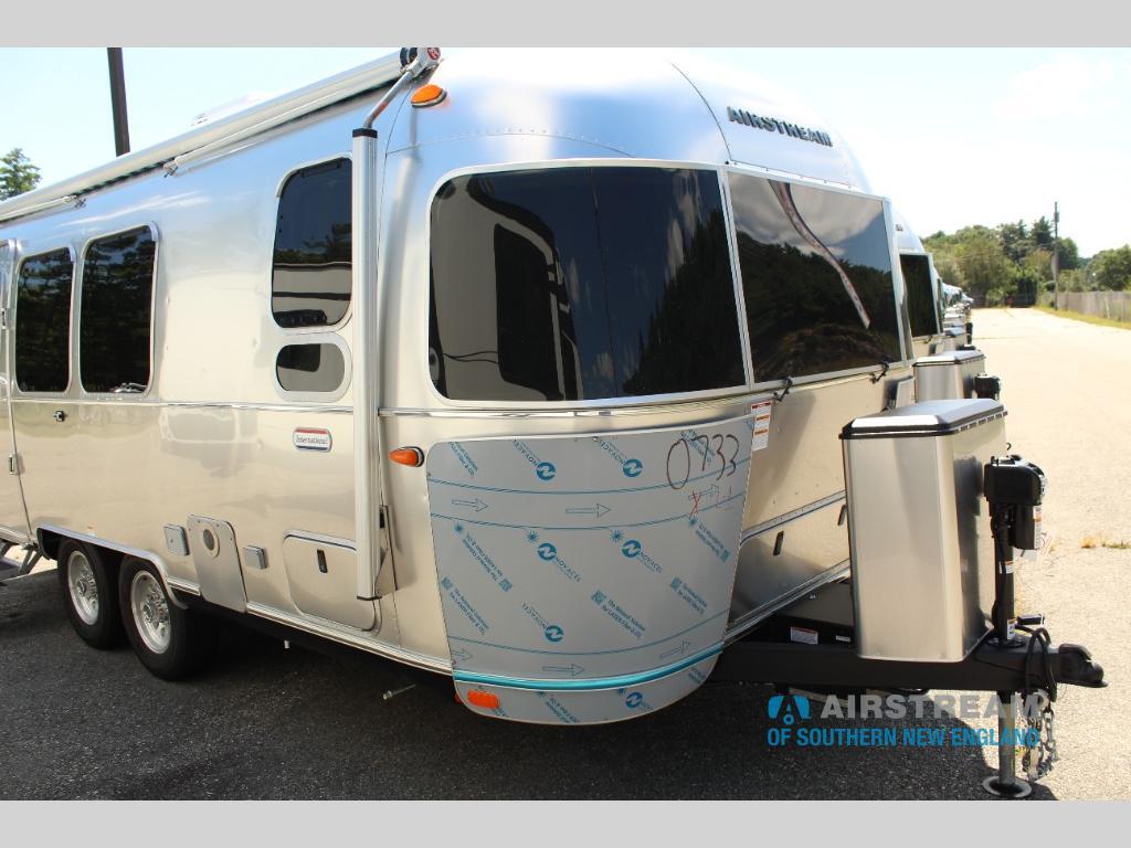 2027 Airstream International 23FBT RV