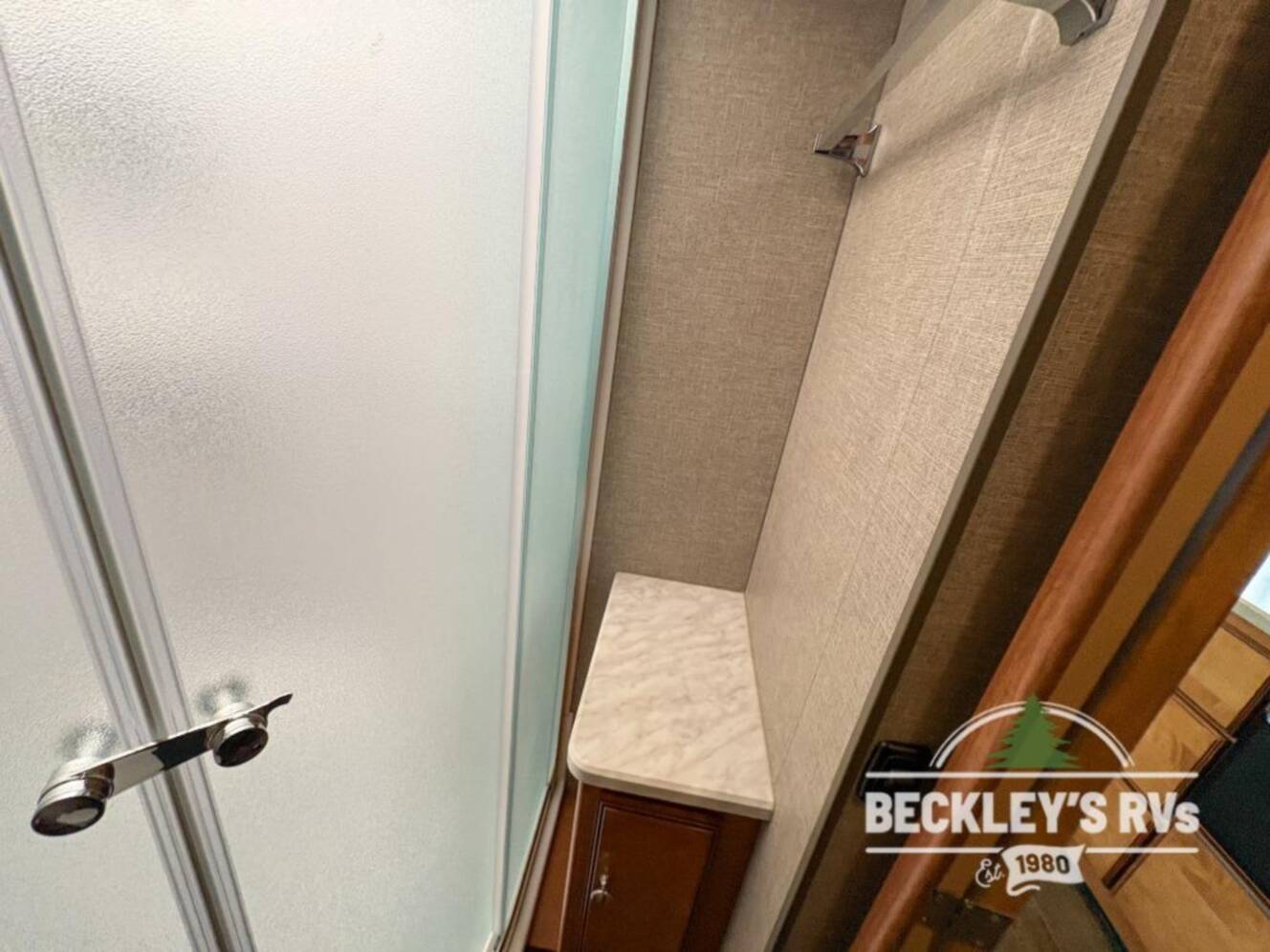A photo of this 2019 Winnebago Vista LX 27N