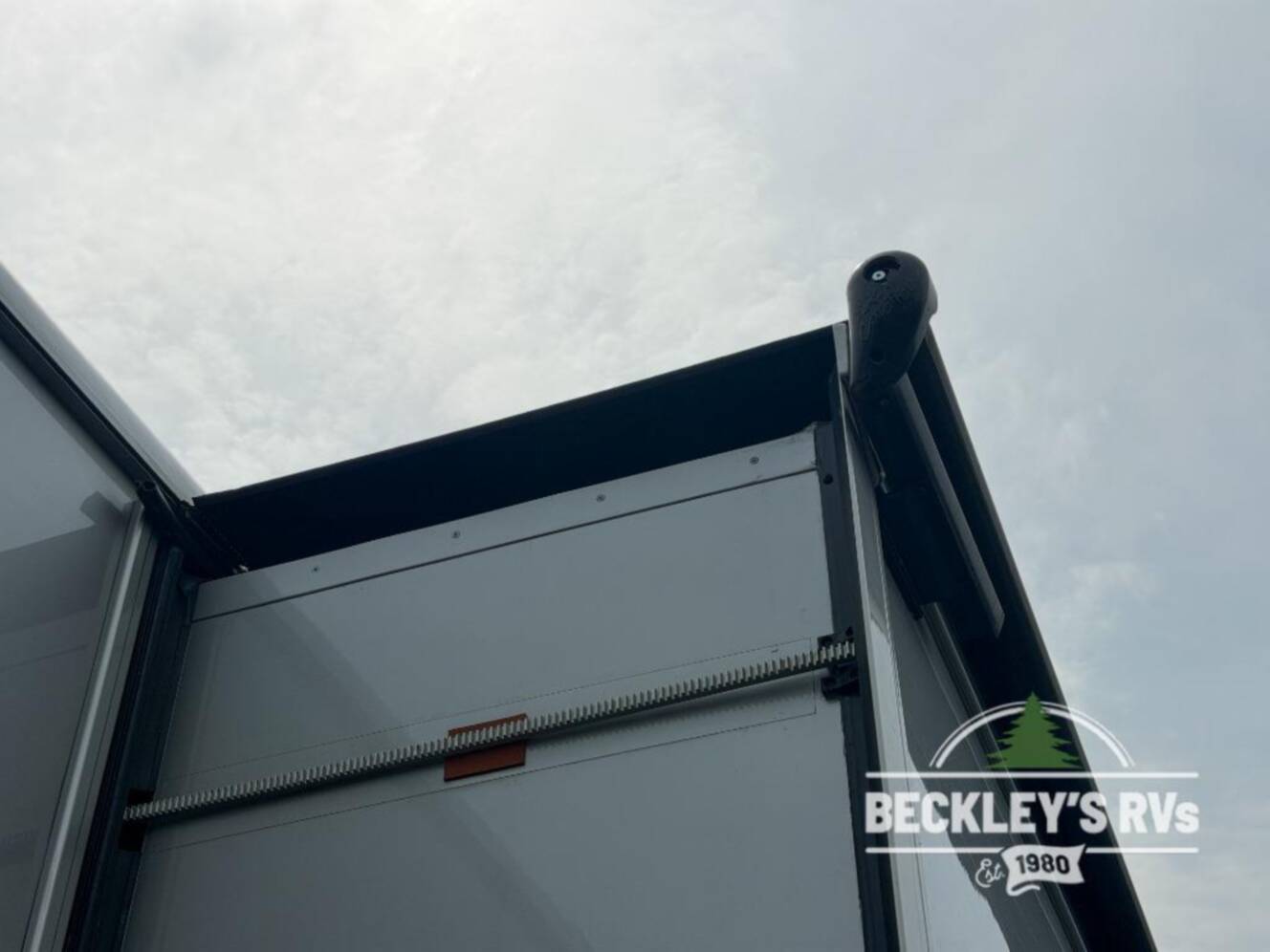 A photo of this 2019 Winnebago Vista LX 27N