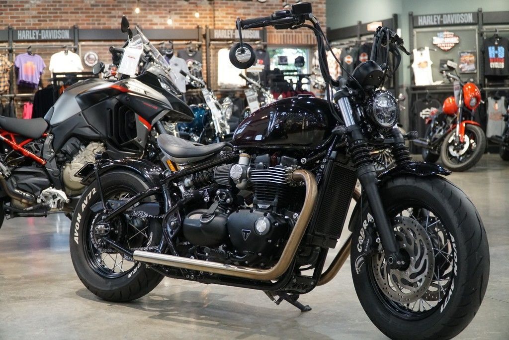 2026 Triumph Bonneville Bobber BASE in Omaha, NE