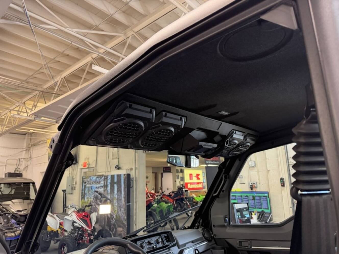 A photo of this 2025 Kawasaki Ridge® XR Deluxe HVAC