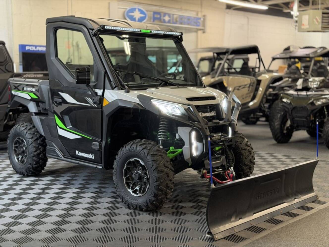 A photo of this 2025 Kawasaki Ridge® XR Deluxe HVAC