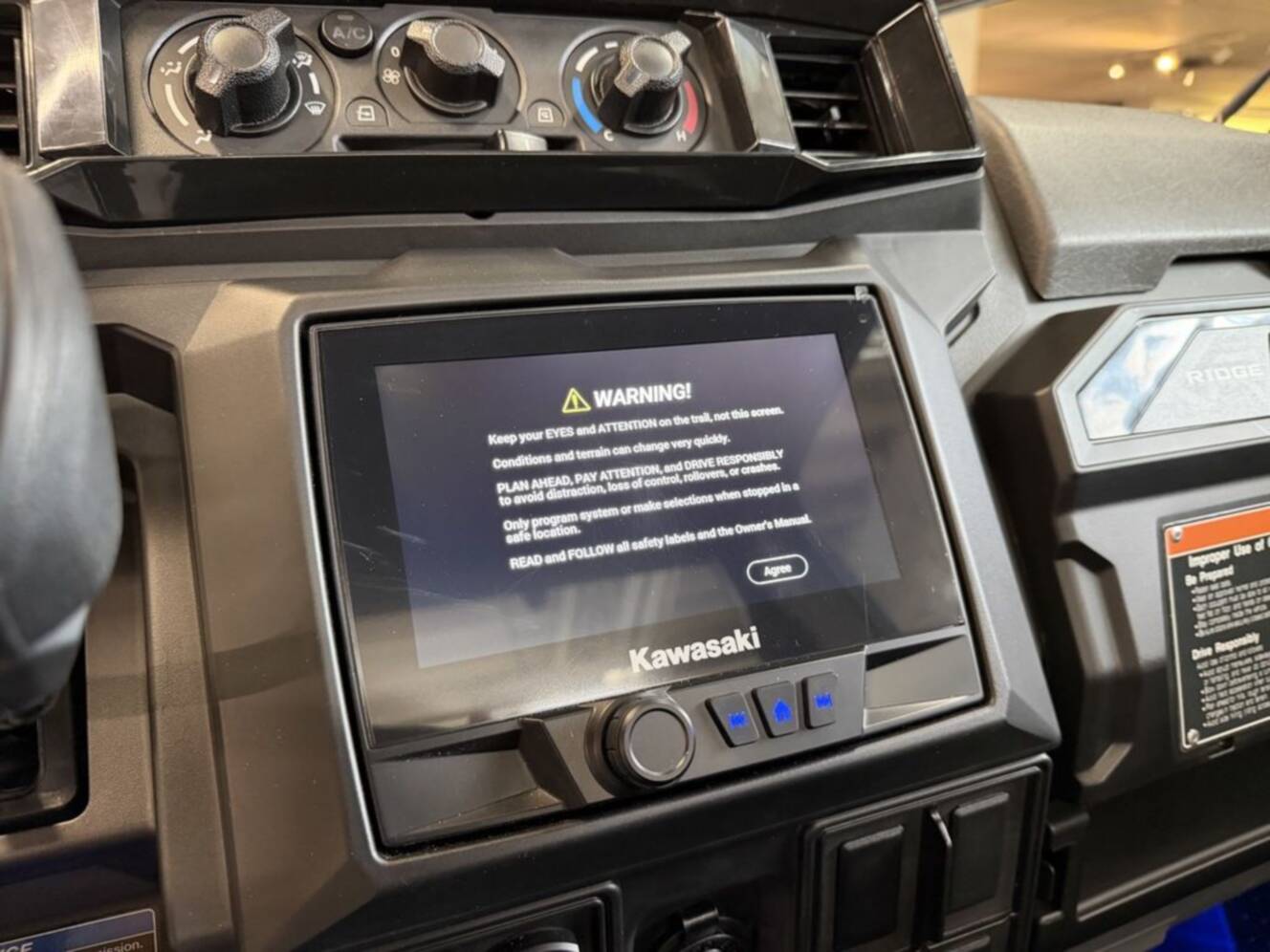 A photo of this 2025 Kawasaki Ridge® XR Deluxe HVAC