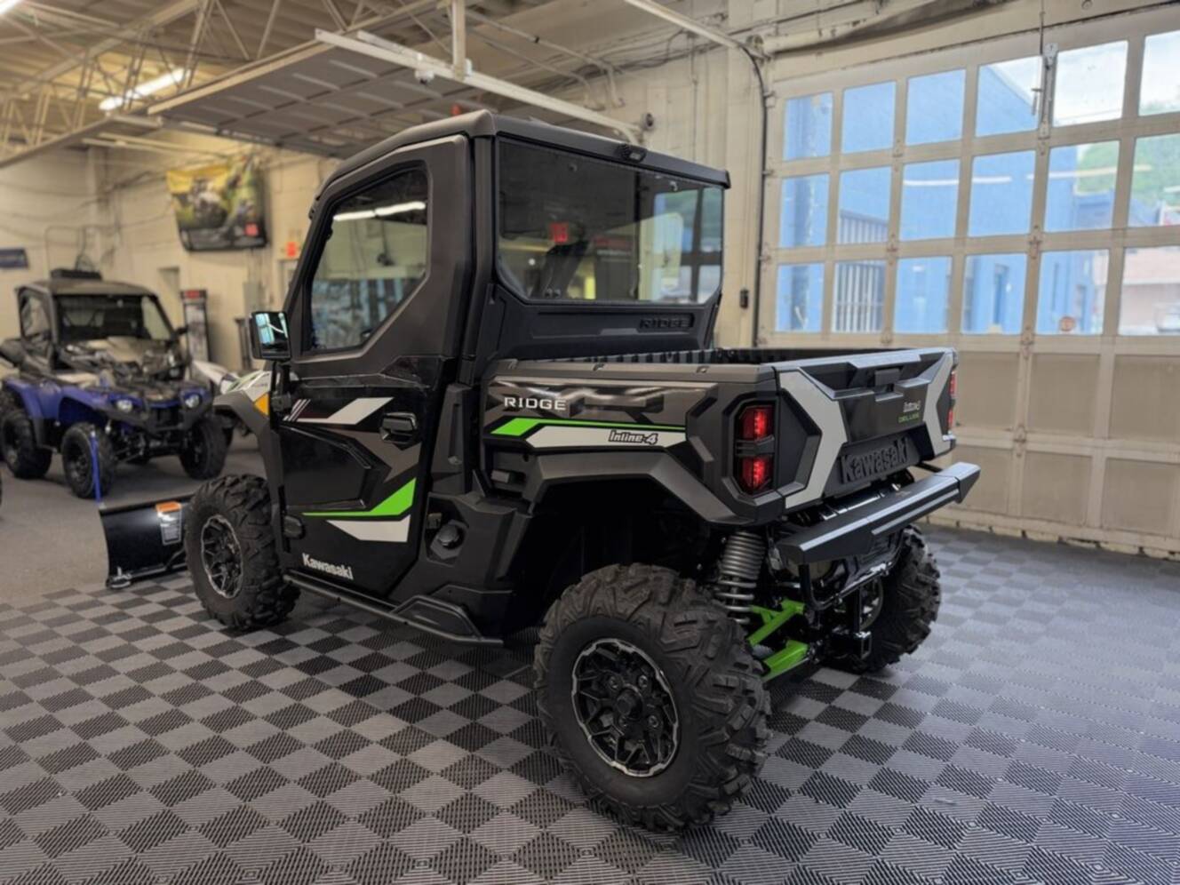 A photo of this 2025 Kawasaki Ridge® XR Deluxe HVAC