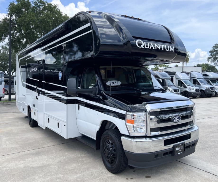 2027 Thor Motor Coach QUANTUM KW29 in sanford FL