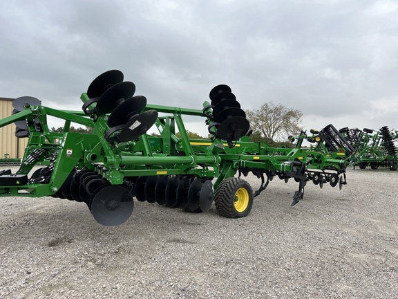 2023 John Deere 2730 in Bowling Green, OH