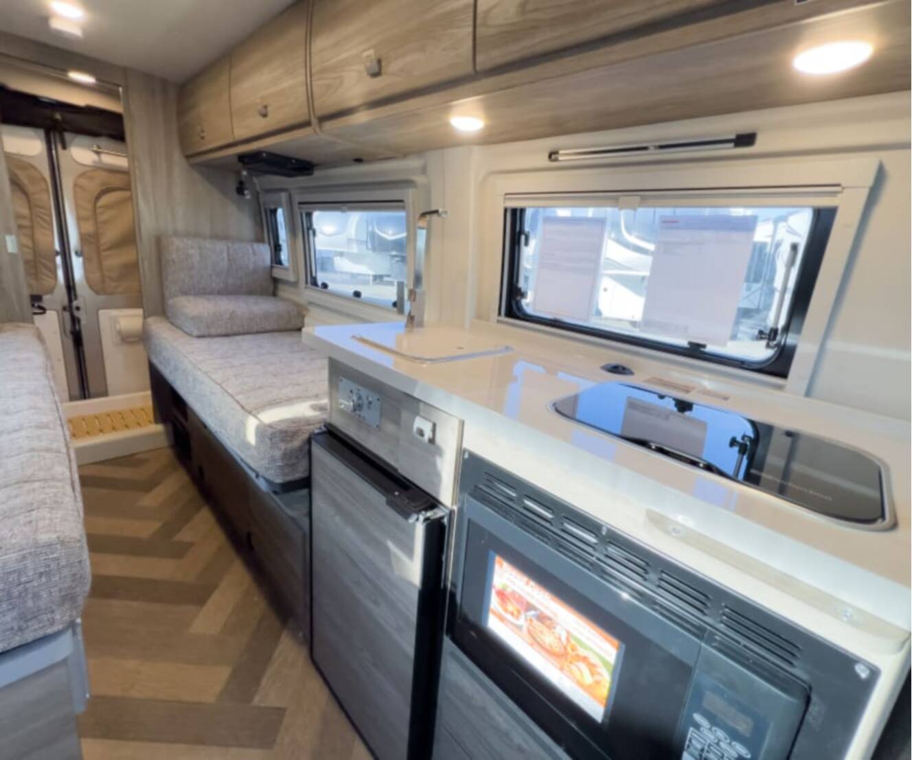 A photo of this 2026 Winnebago TRAVATO BU259K