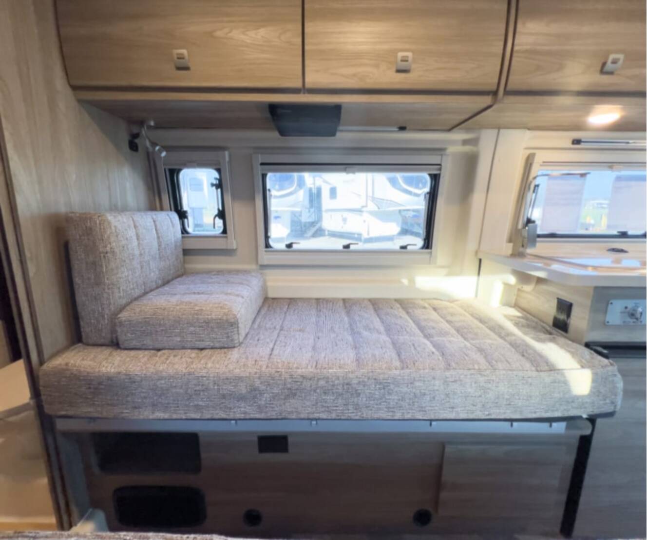 A photo of this 2026 Winnebago TRAVATO BU259K