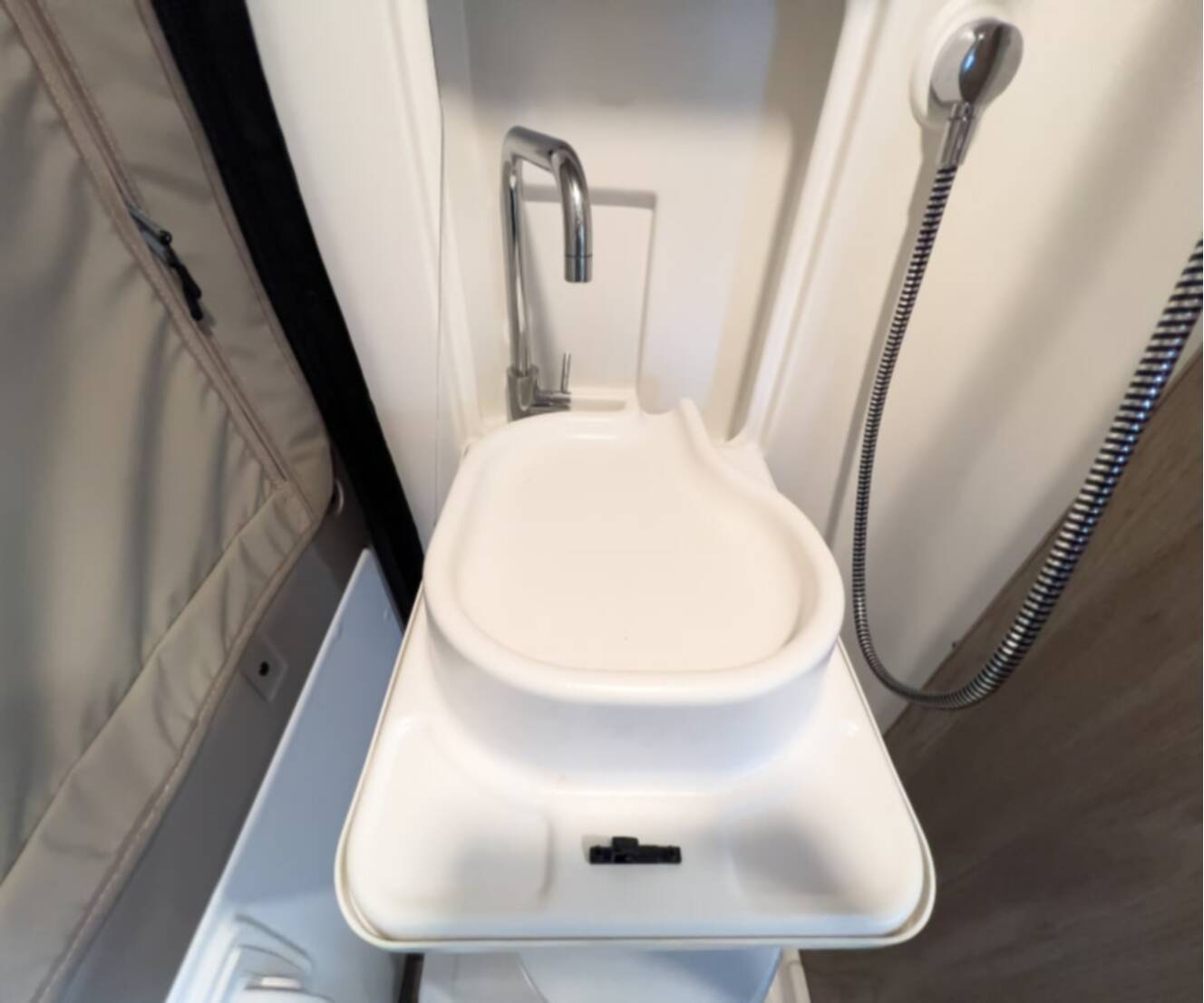 A photo of this 2026 Winnebago TRAVATO BU259K