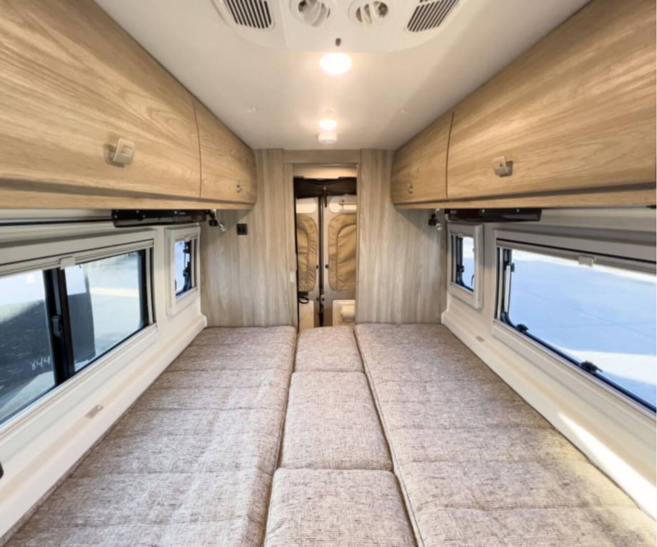 A photo of this 2026 Winnebago TRAVATO BU259K
