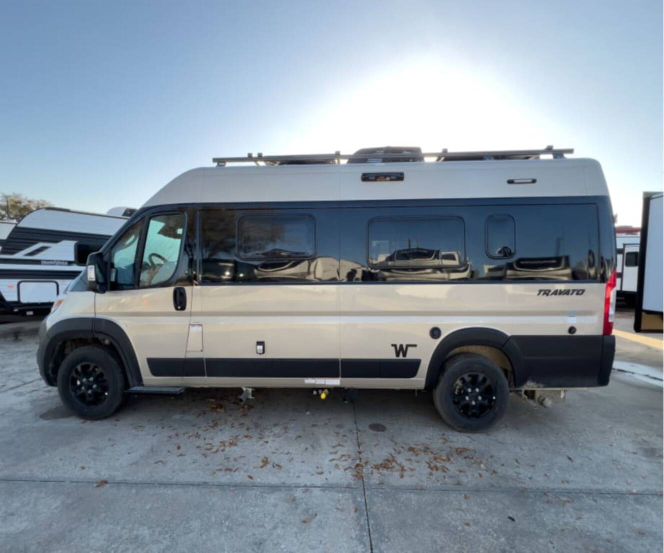 A photo of this 2026 Winnebago TRAVATO BU259K