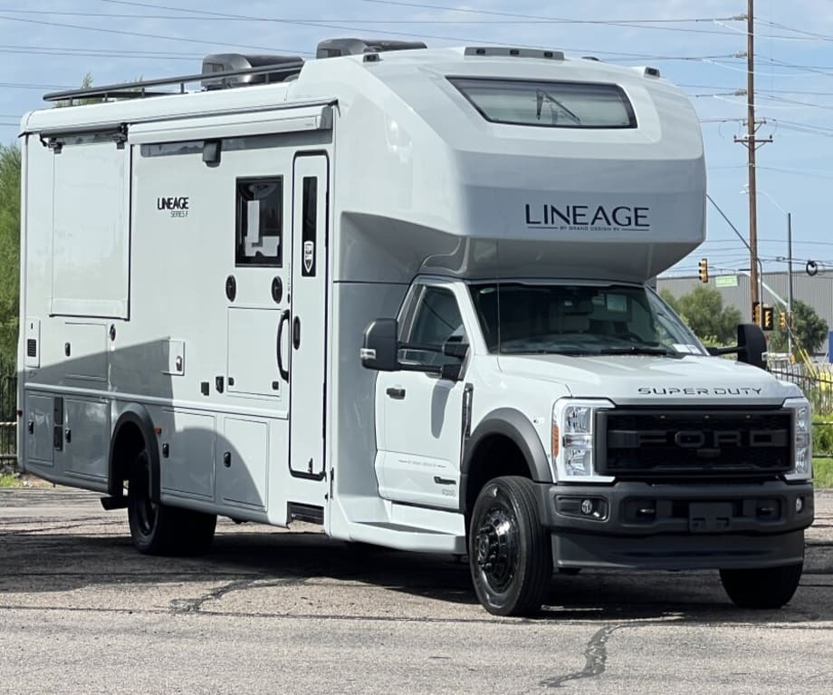 2027 Grand Design LINEAGE SERIES F 31ZW-FBP in tucson AZ