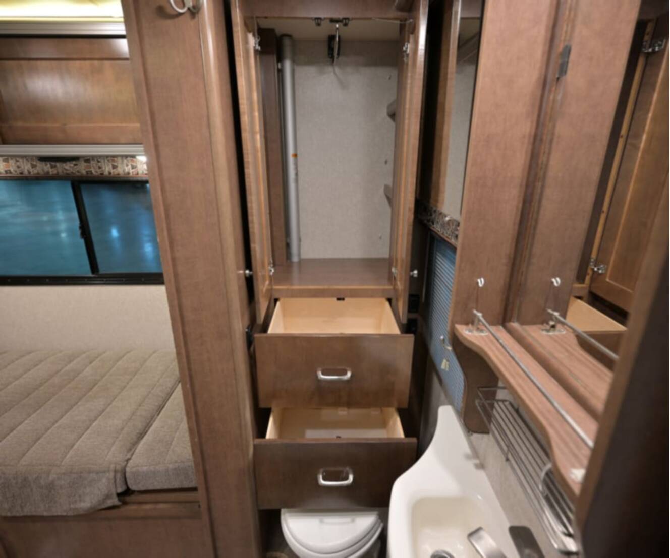 A photo of this 2019 Winnebago FUSE 23A